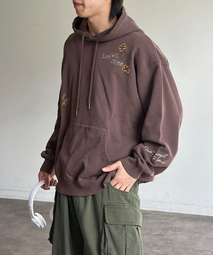 塗鴉刺繡連帽衛衣