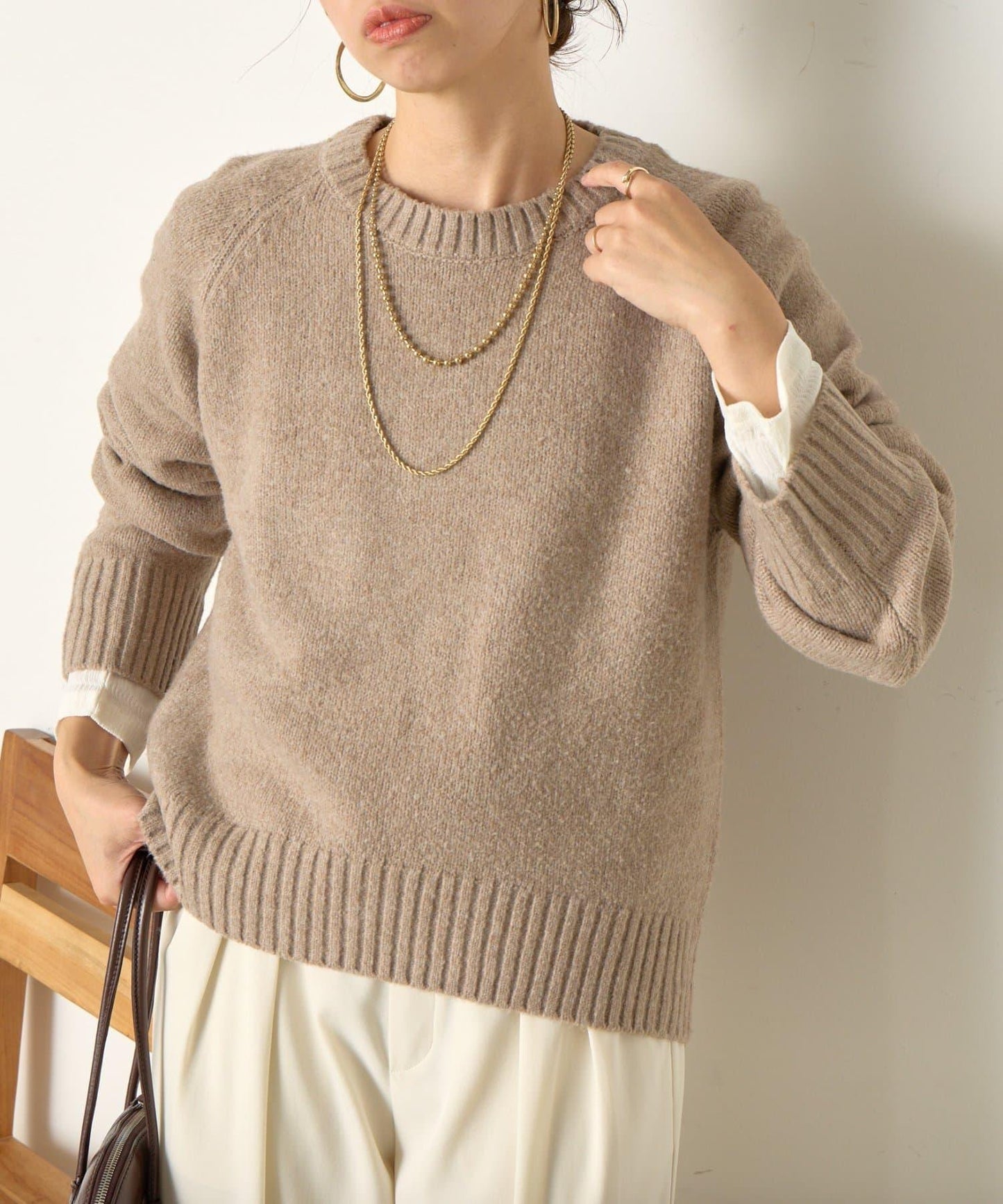 羊毛感圓領針織衫