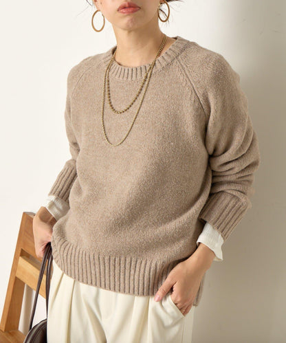 羊毛感圓領針織衫