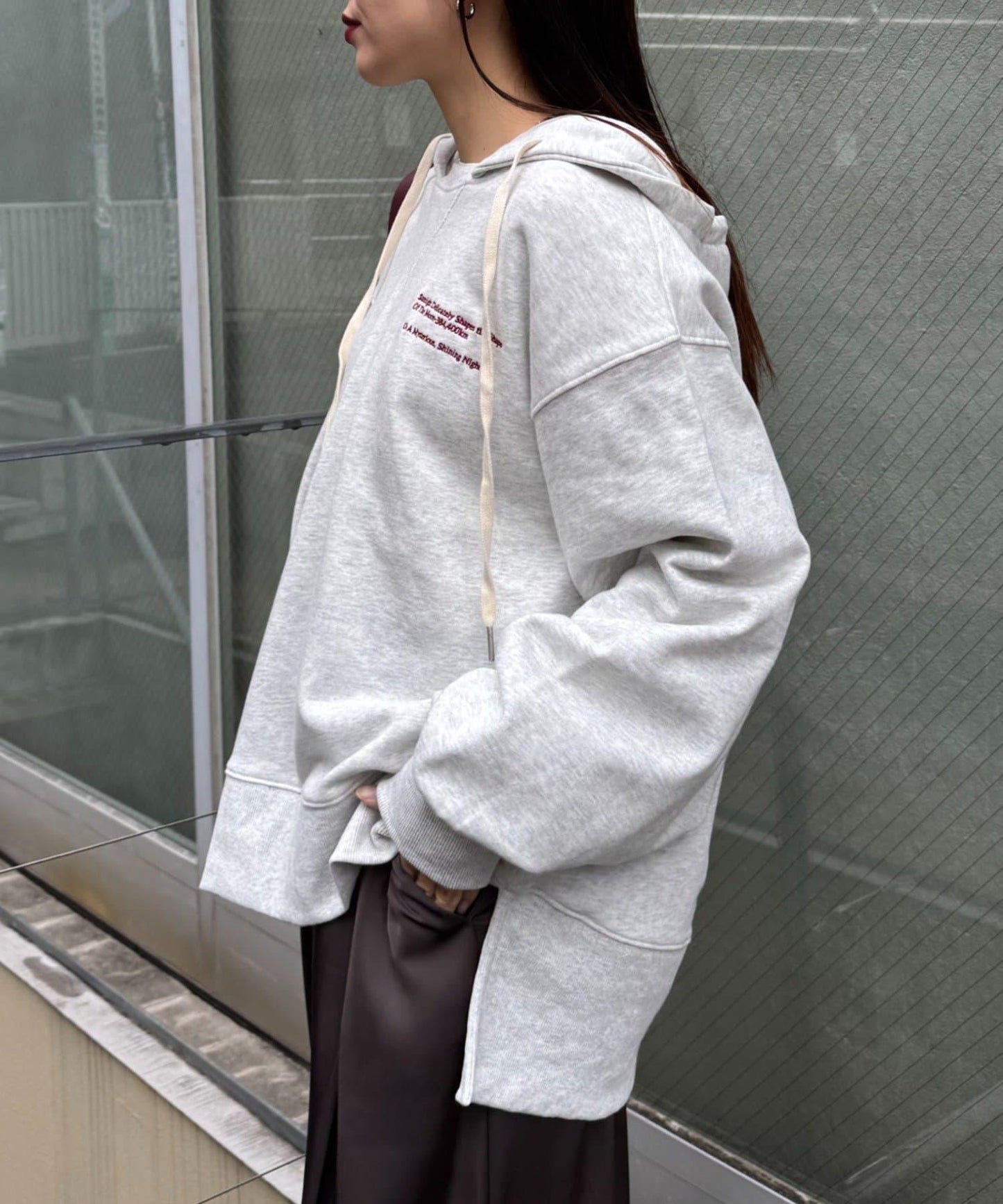 單點logo刺繡連帽衛衣