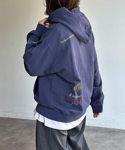 塗鴉刺繡連帽衛衣