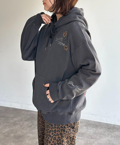 塗鴉刺繡連帽衛衣