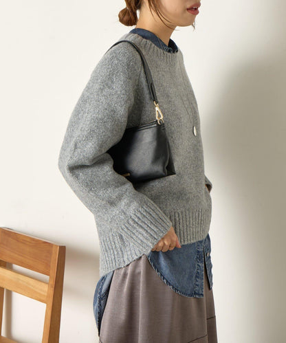 羊毛感圓領針織衫