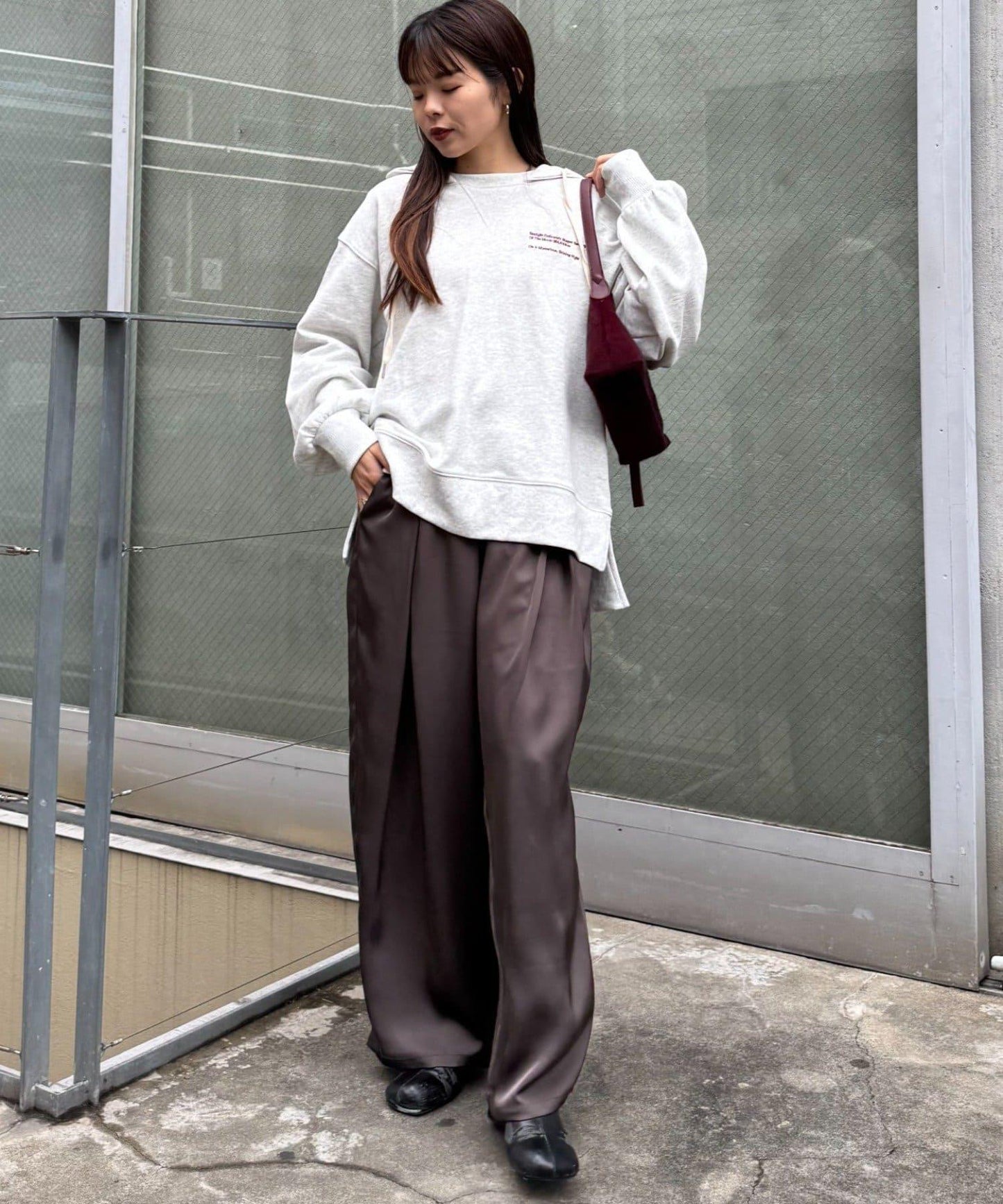 單點logo刺繡連帽衛衣