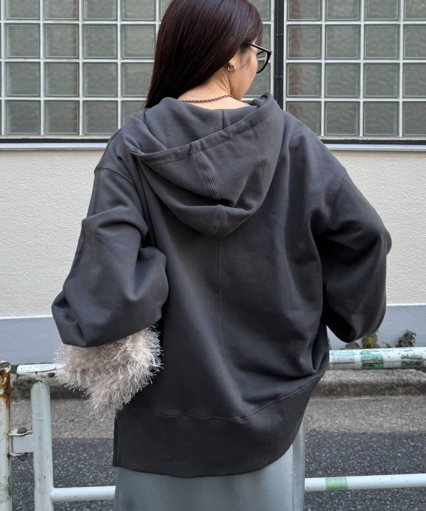 單點logo刺繡連帽衛衣