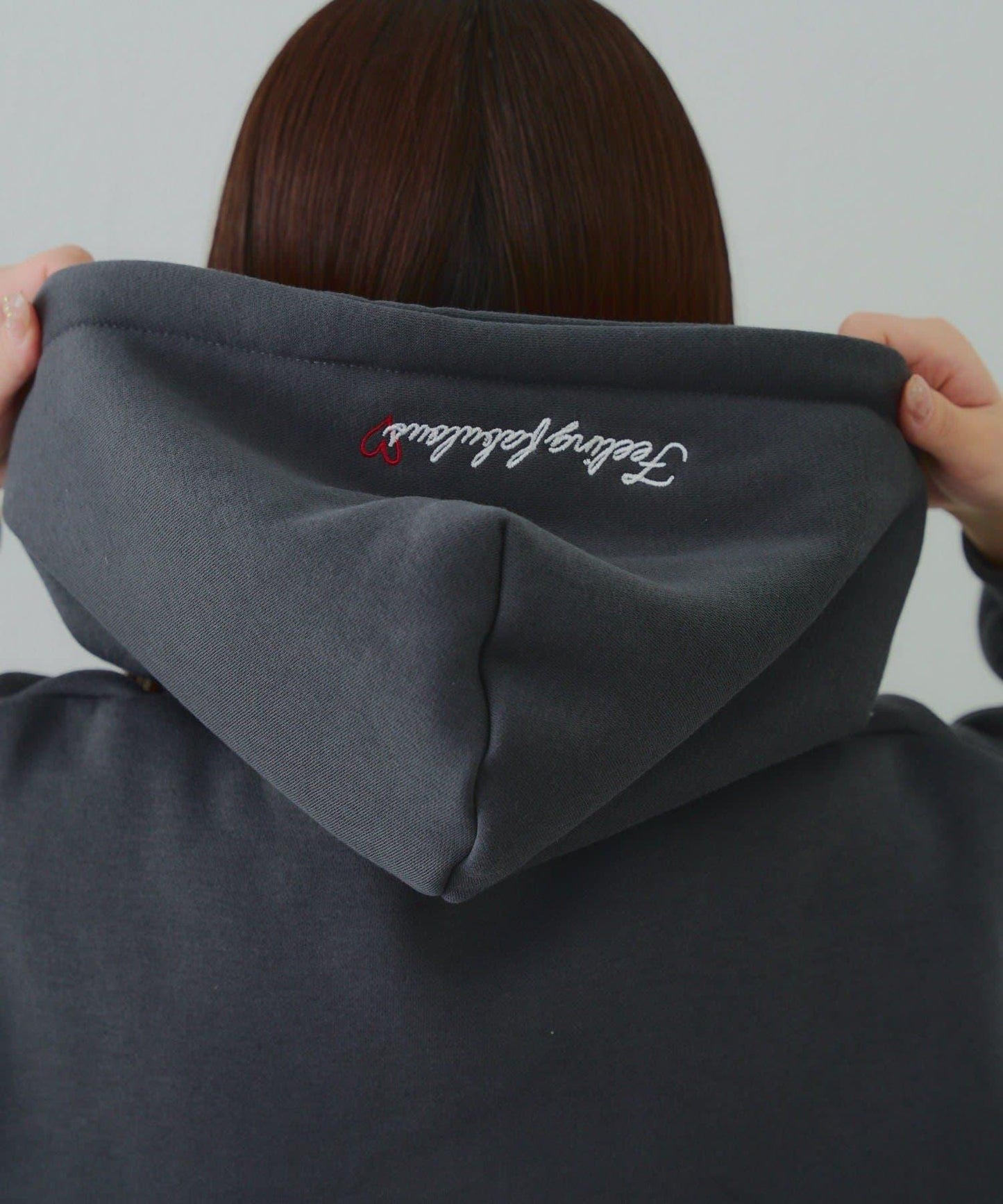 大LOGO拉鍊連帽衛衣