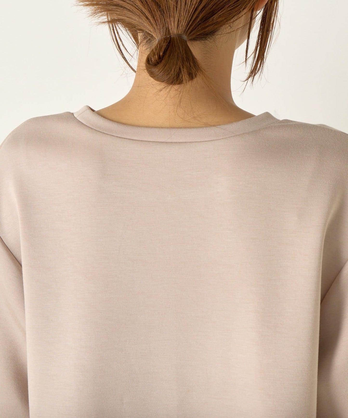 下襬百褶拼接針織上衣