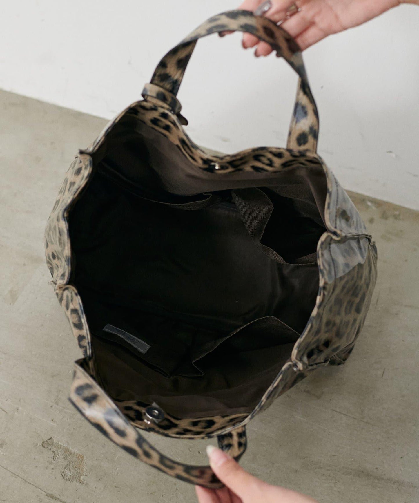 軟質漆皮購物包