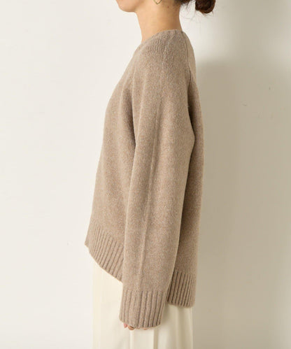 羊毛感圓領針織衫