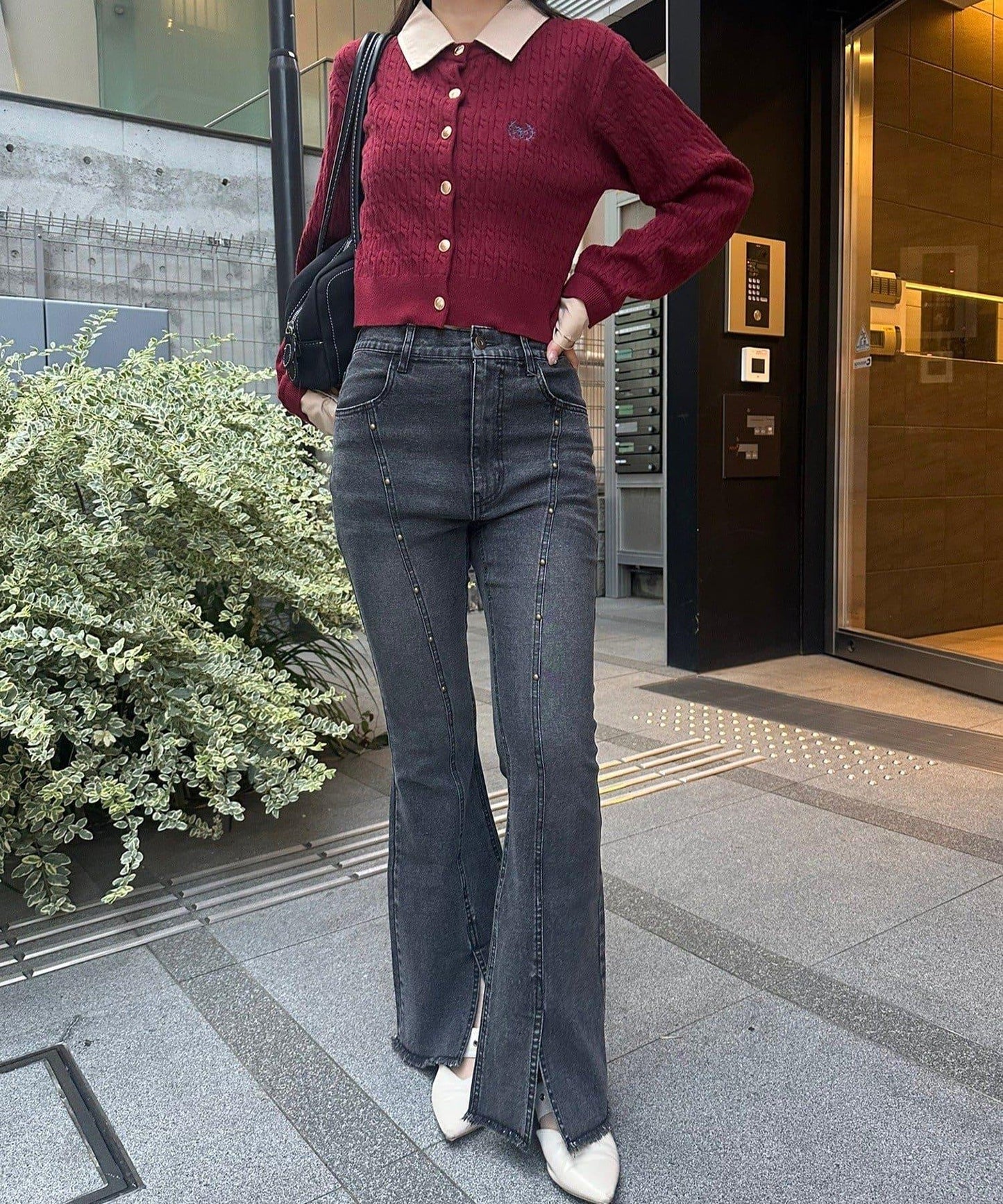 【2尺碼可選】鉚釘微喇牛仔褲