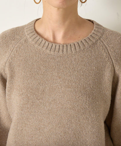 羊毛感圓領針織衫