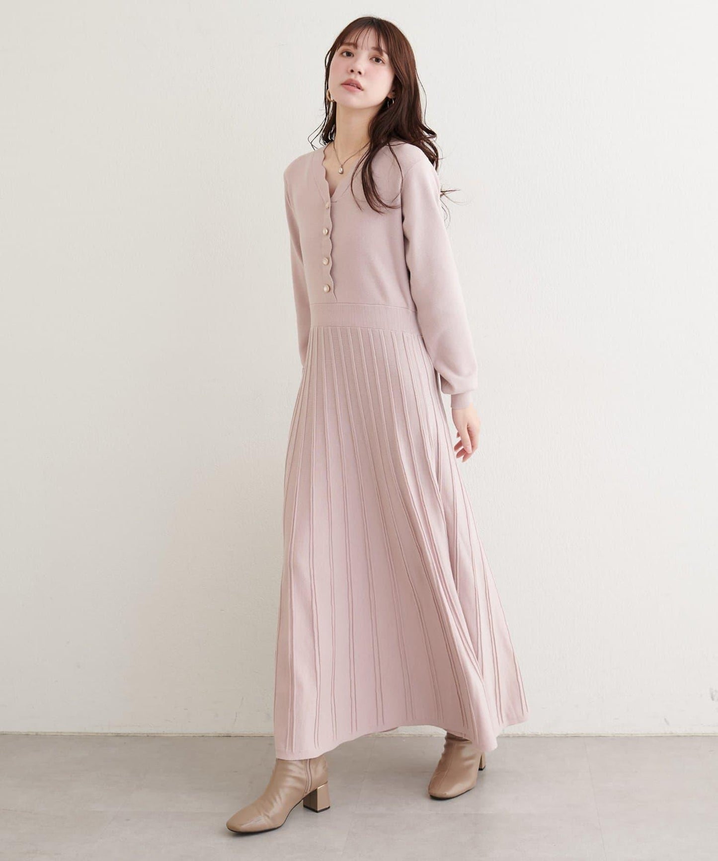 荷葉邊褶皺針織連衣裙