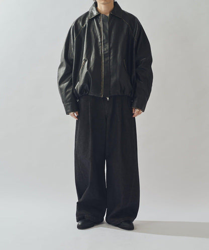 硬挺直筒牛仔褲