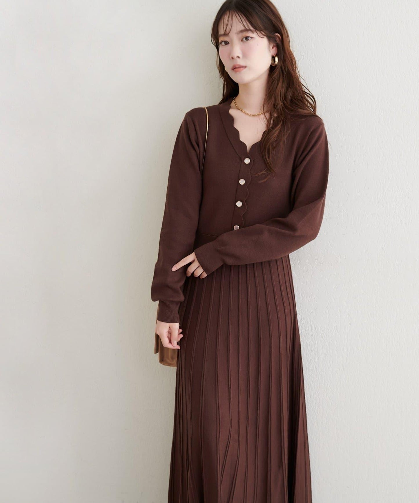 荷葉邊褶皺針織連衣裙