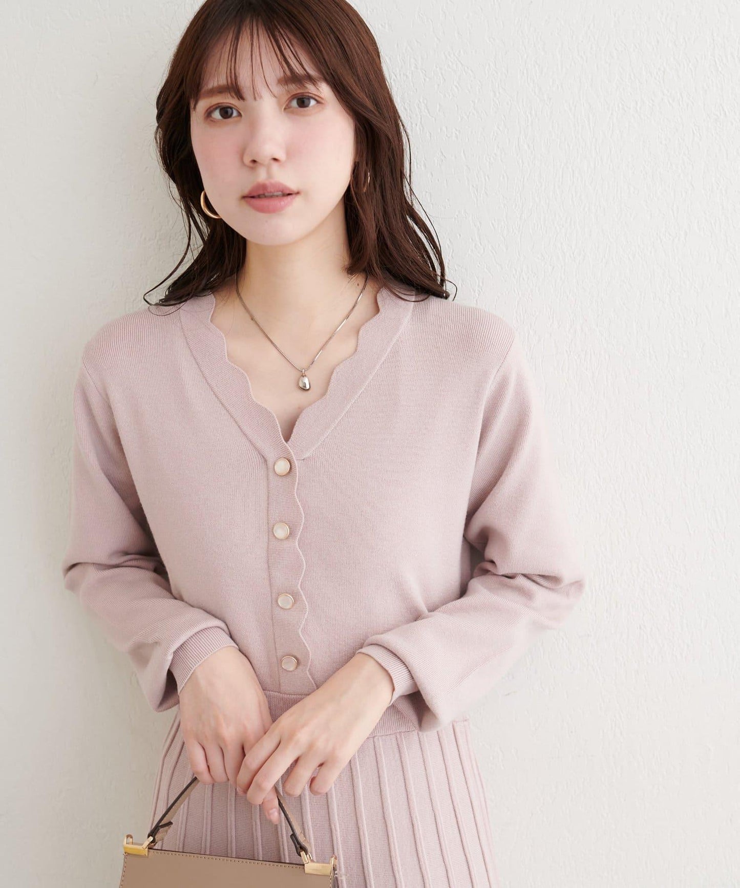 荷葉邊褶皺針織連衣裙