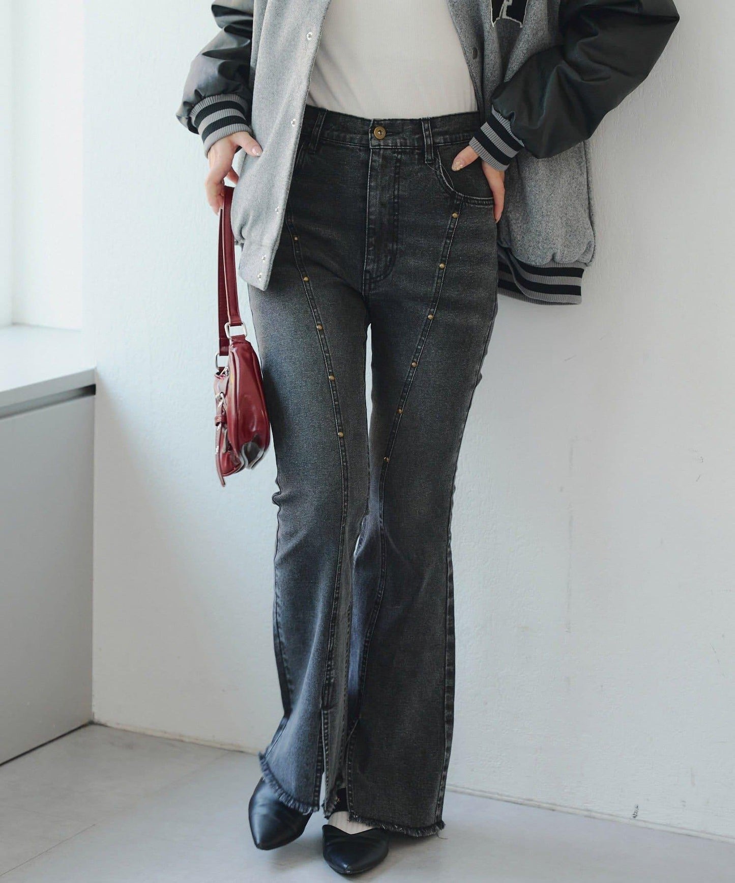 【2尺碼可選】鉚釘微喇牛仔褲