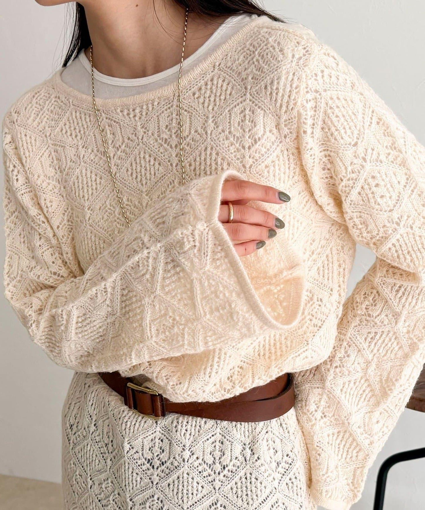 馬海毛混紡鏤空圖案喇叭袖連衣裙