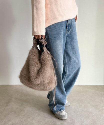 褶皺手柄仿皮草單肩包