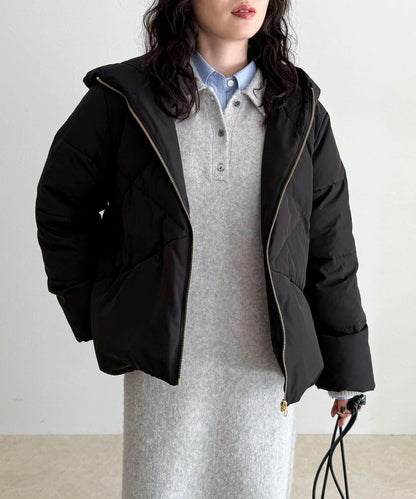 柔軟交叉羽絨大衣