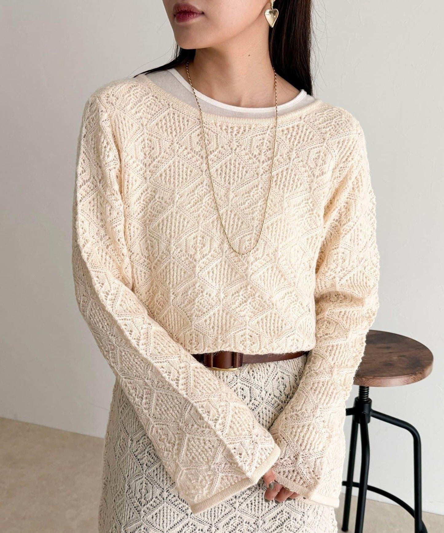 馬海毛混紡鏤空圖案喇叭袖連衣裙