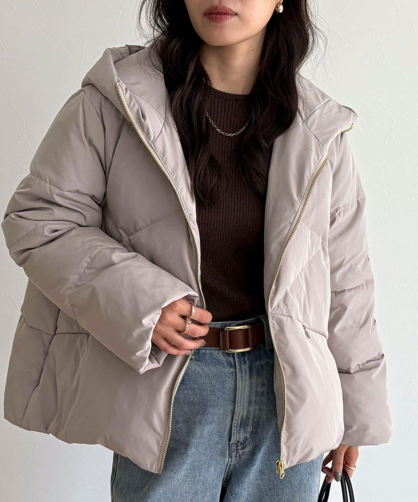 柔軟交叉羽絨大衣