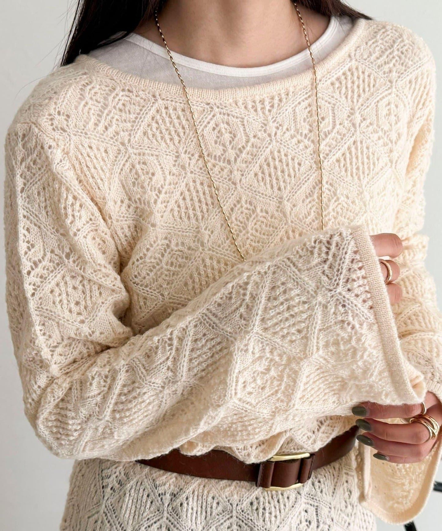 馬海毛混紡鏤空圖案喇叭袖連衣裙