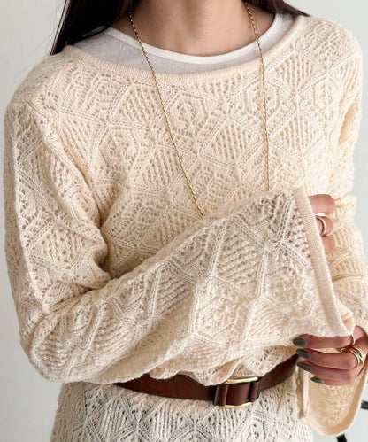 馬海毛混紡鏤空圖案喇叭袖連衣裙