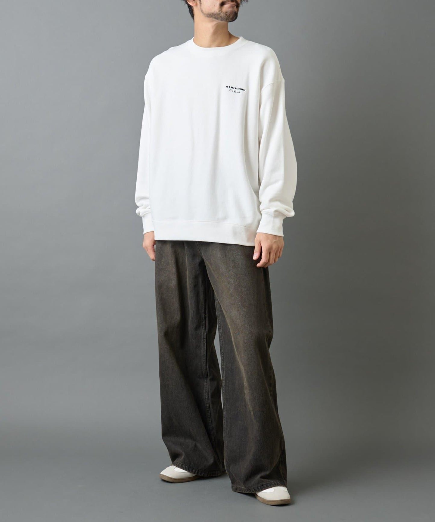 條形碼刺繡圓領衛衣