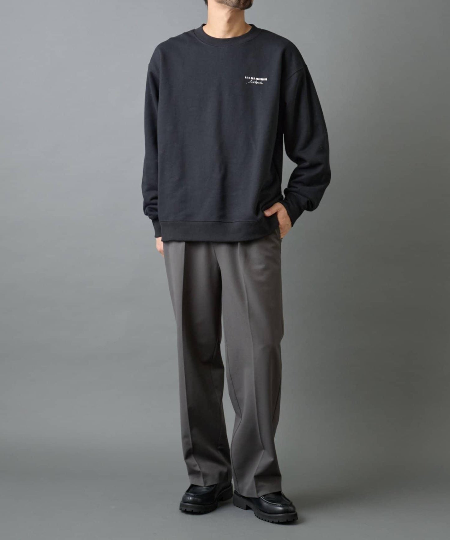 條形碼刺繡圓領衛衣