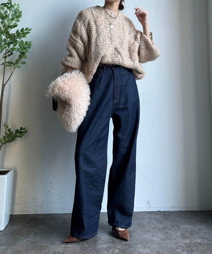 粗針織麻花毛衣