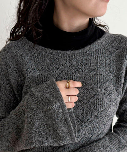 馬海毛混紡鏤空圖案喇叭袖連衣裙