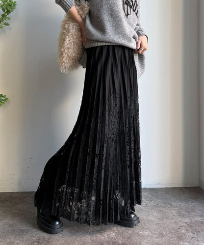 蕾絲拼接半身裙