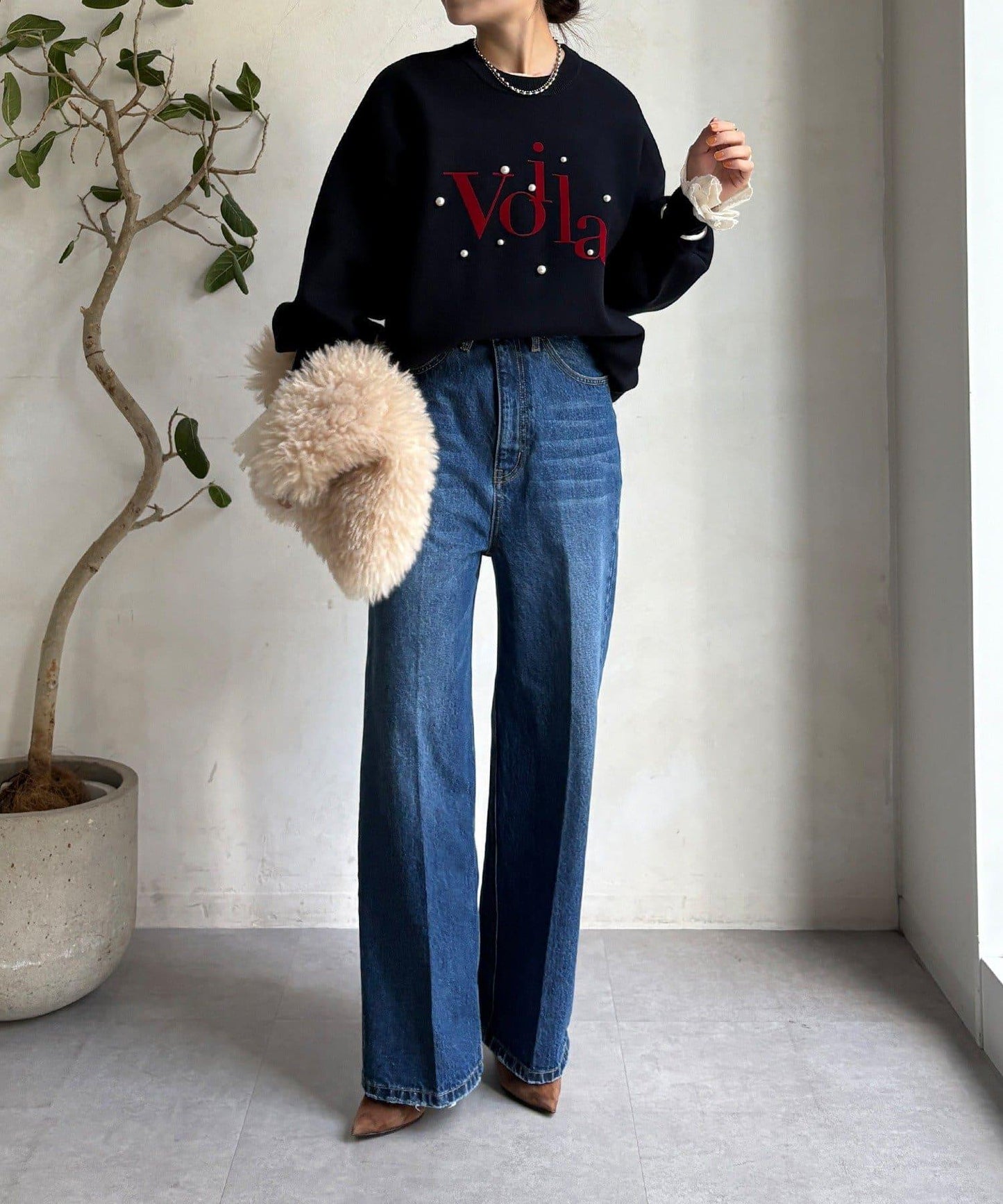 珍珠標誌針織上衣