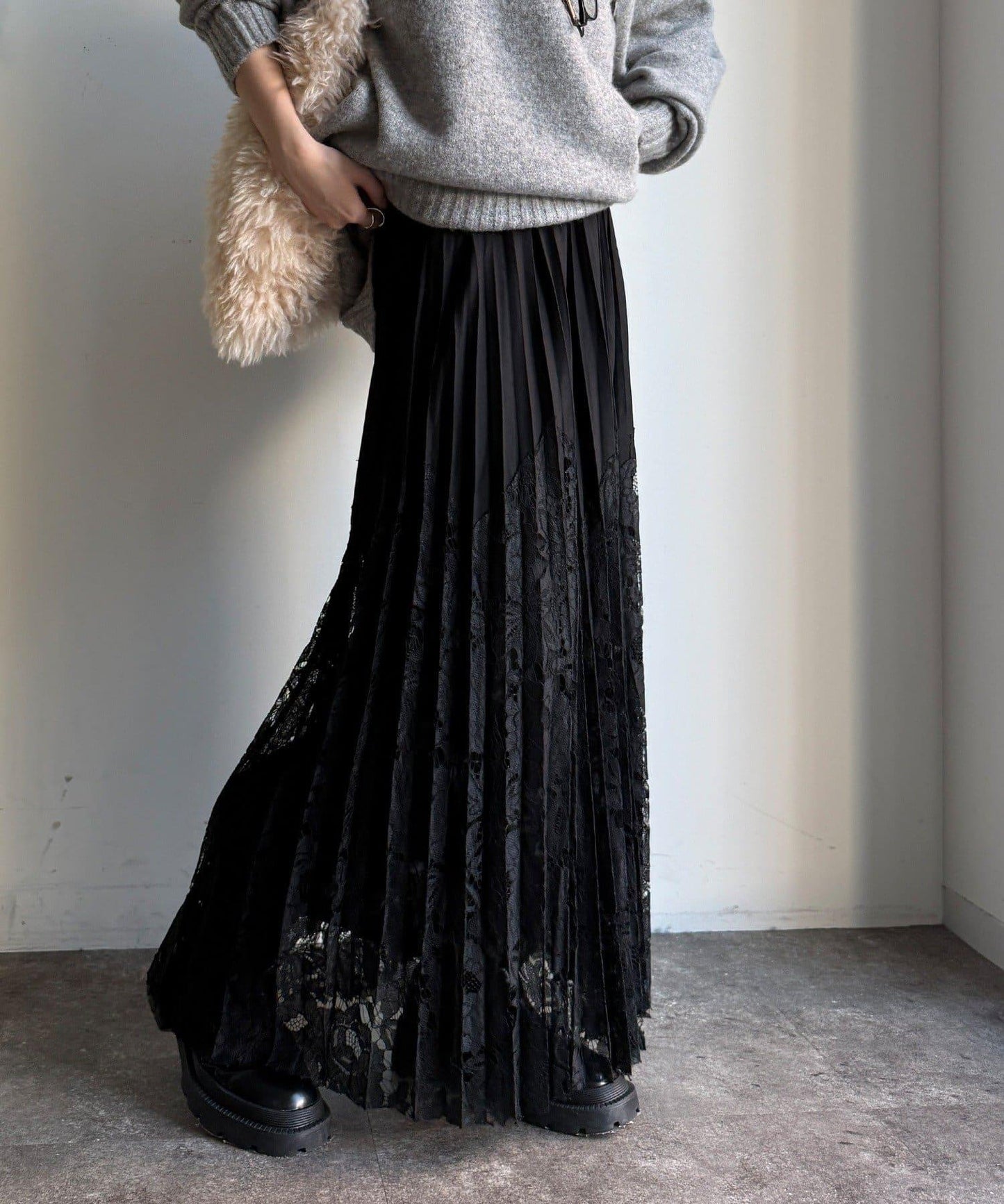 蕾絲拼接半身裙