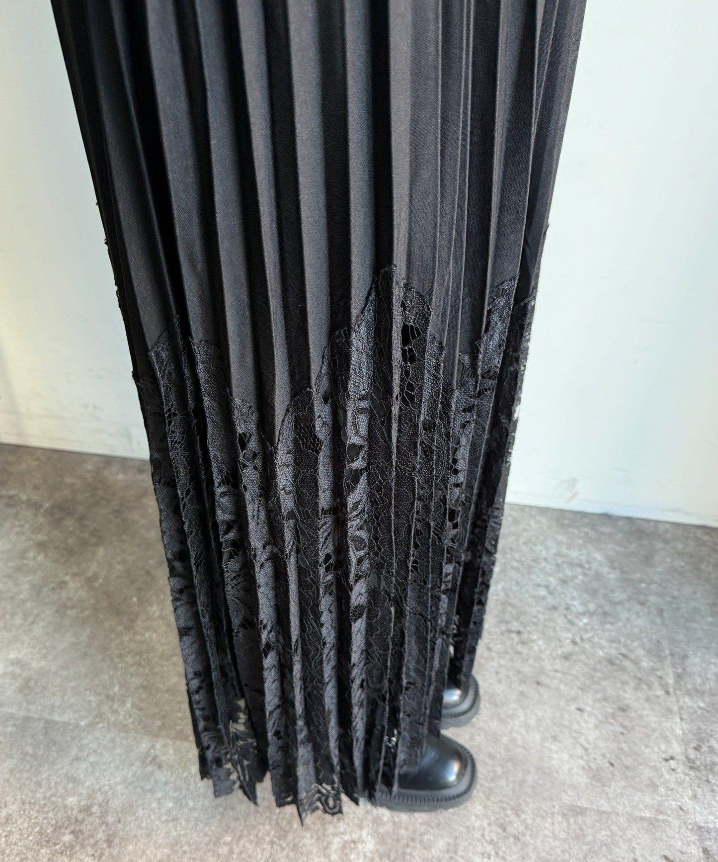 蕾絲拼接半身裙