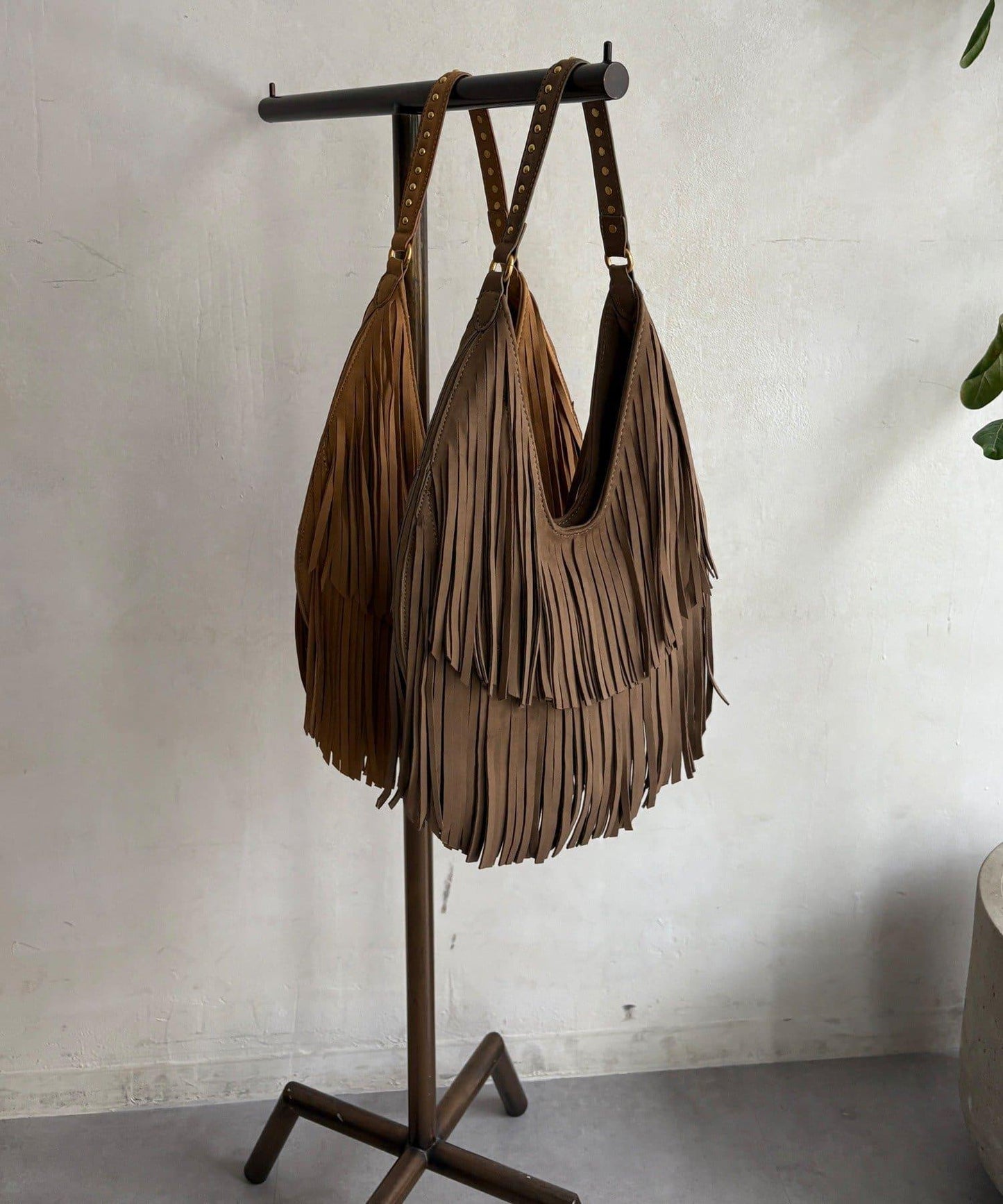 麂皮流蘇半肩包