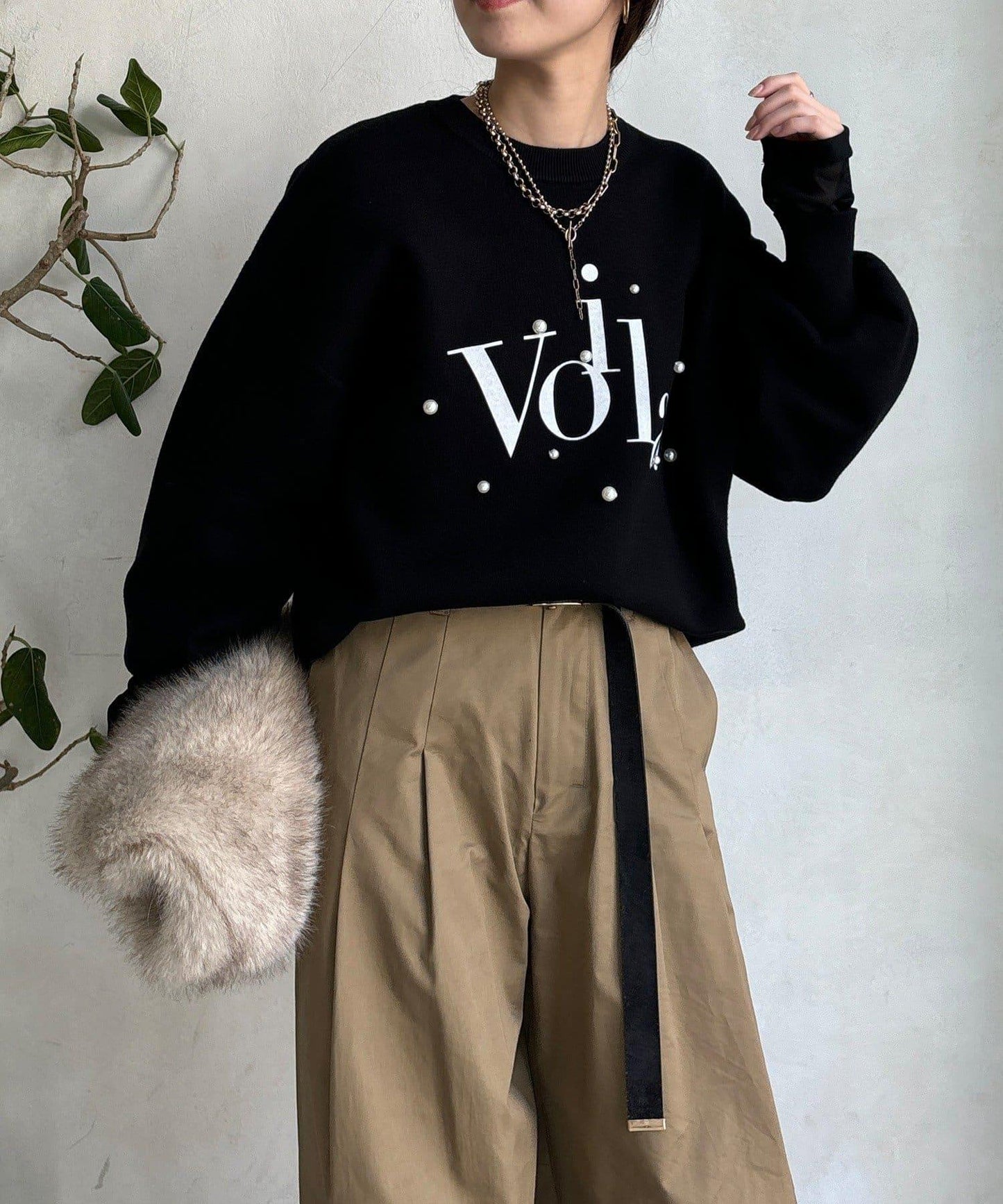 珍珠標誌針織上衣