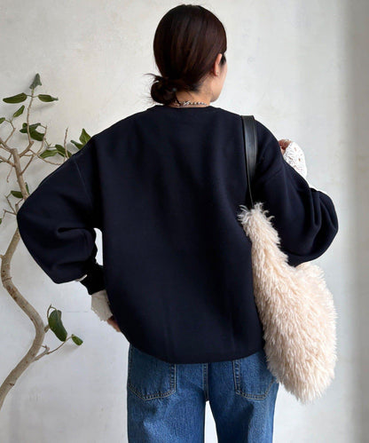 珍珠標誌針織上衣