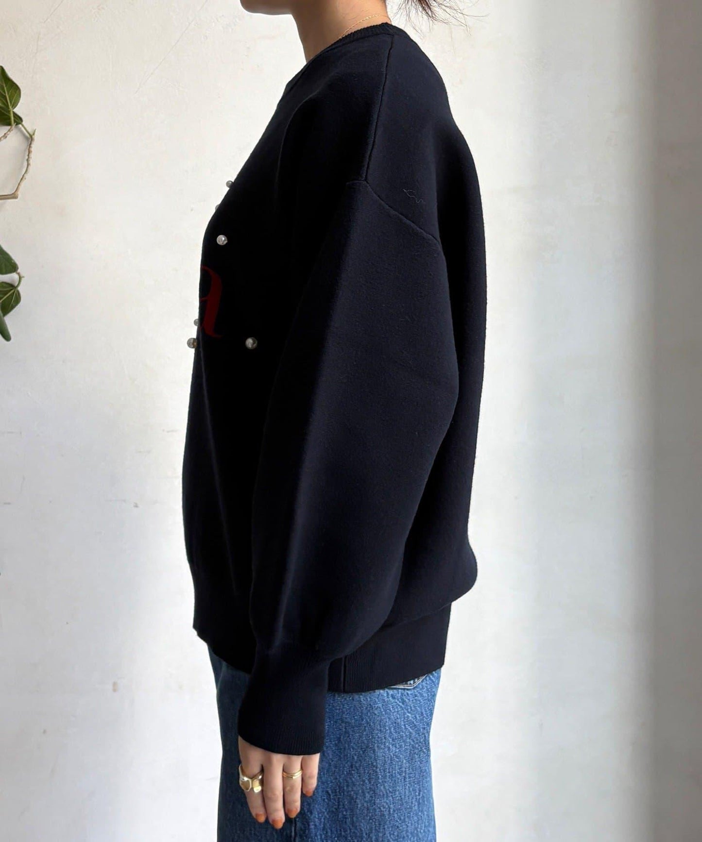 珍珠標誌針織上衣