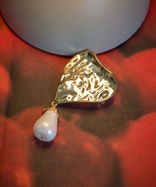 愛心×水滴珍珠胸針