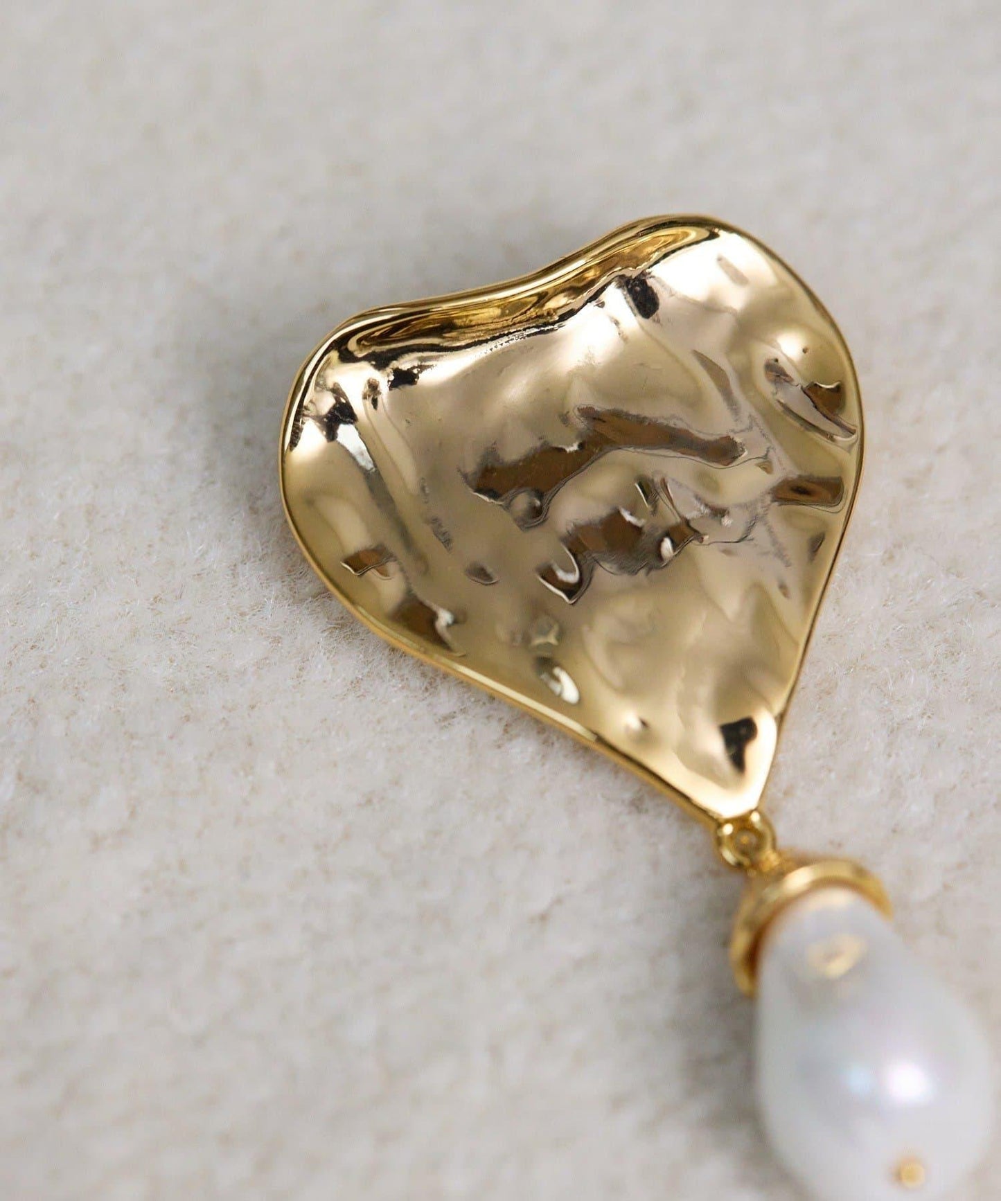 愛心×水滴珍珠胸針