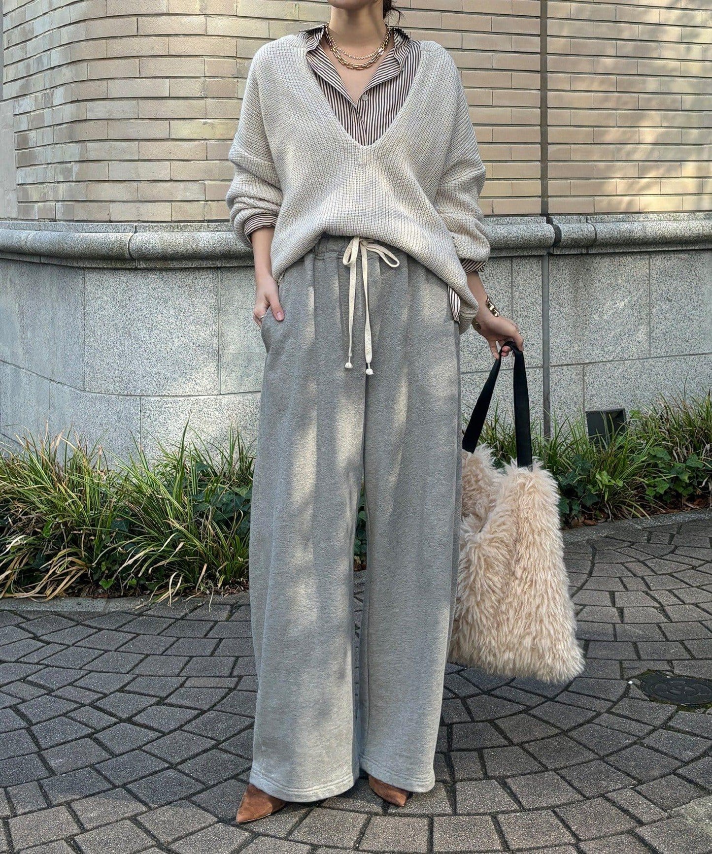 羊毛混紡開領套頭衫