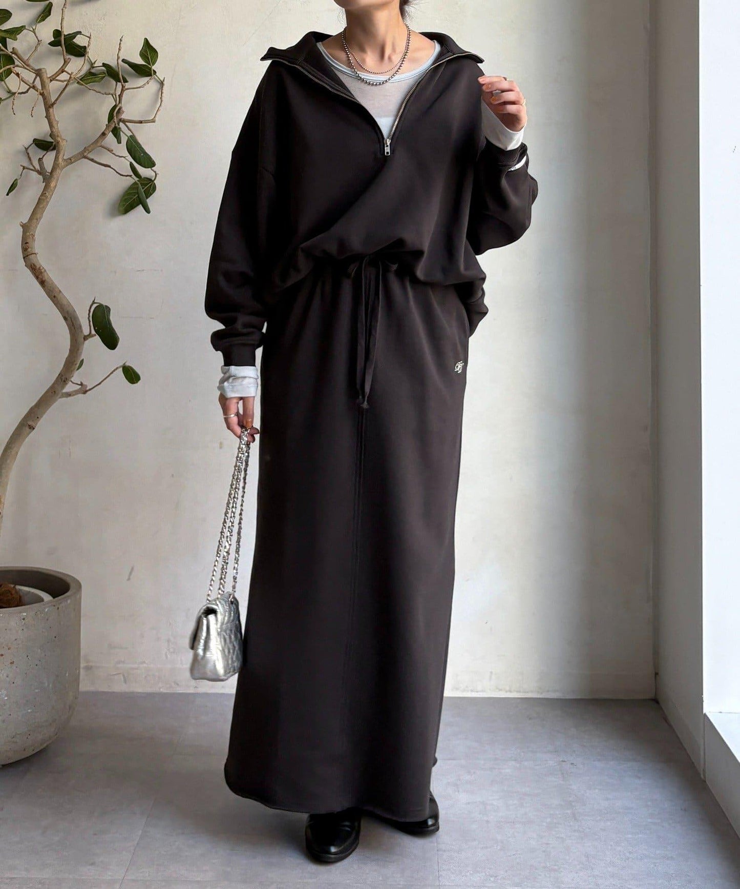 加絨DD刺繡半身裙