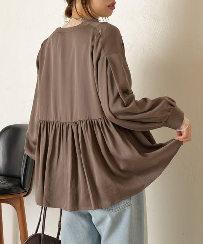 後背拼接褶皺襯衫