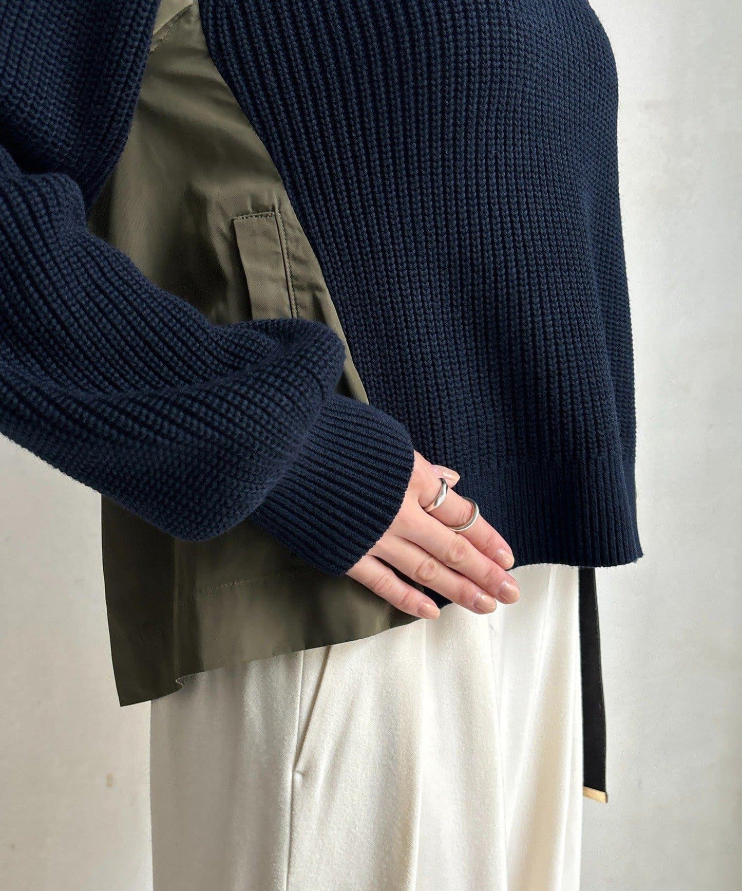 軍風拼接針織衫