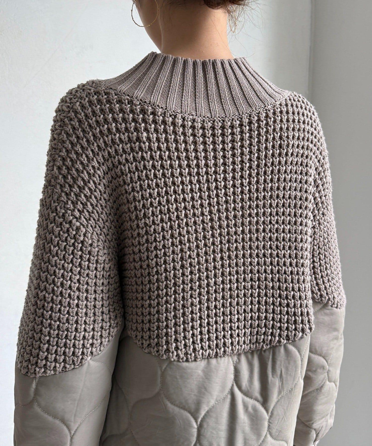 拼接絎縫針織衫