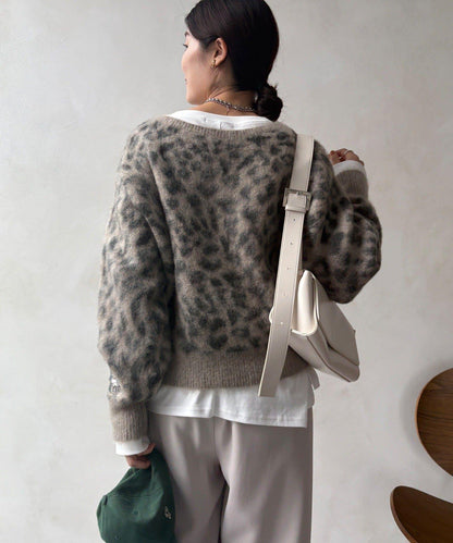 豹紋起毛針織衫