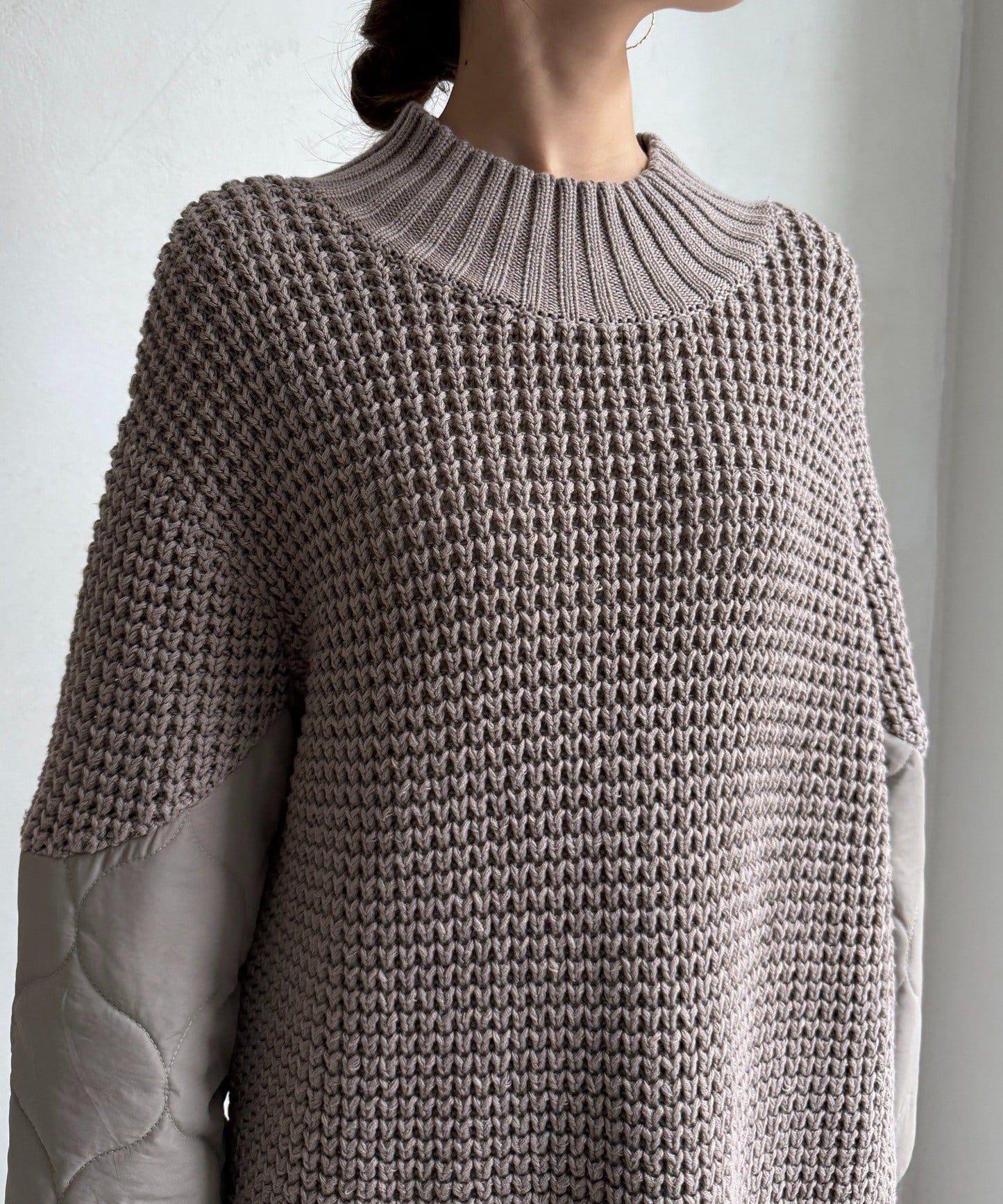 拼接絎縫針織衫