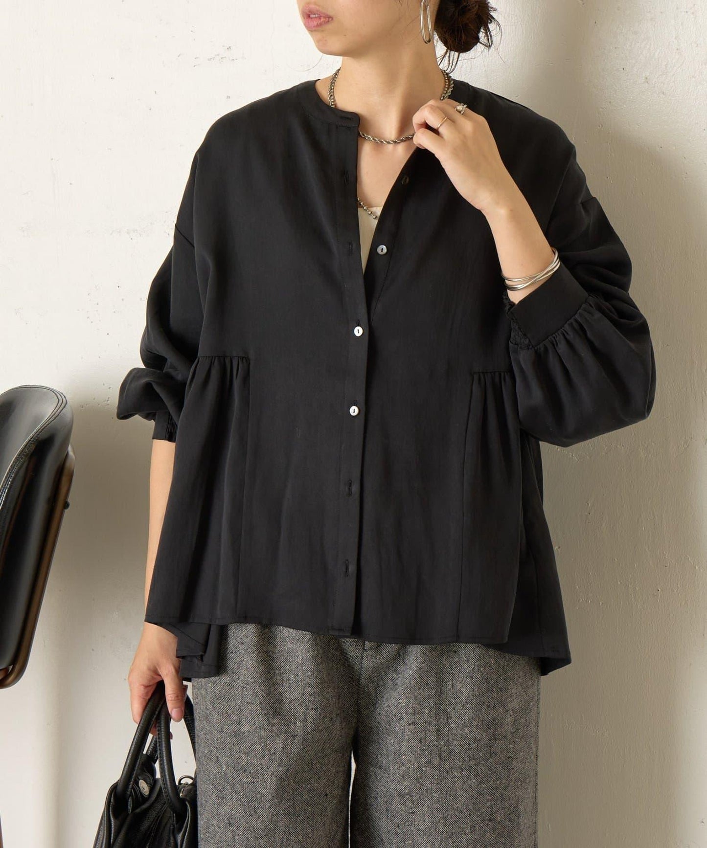 後背拼接褶皺襯衫