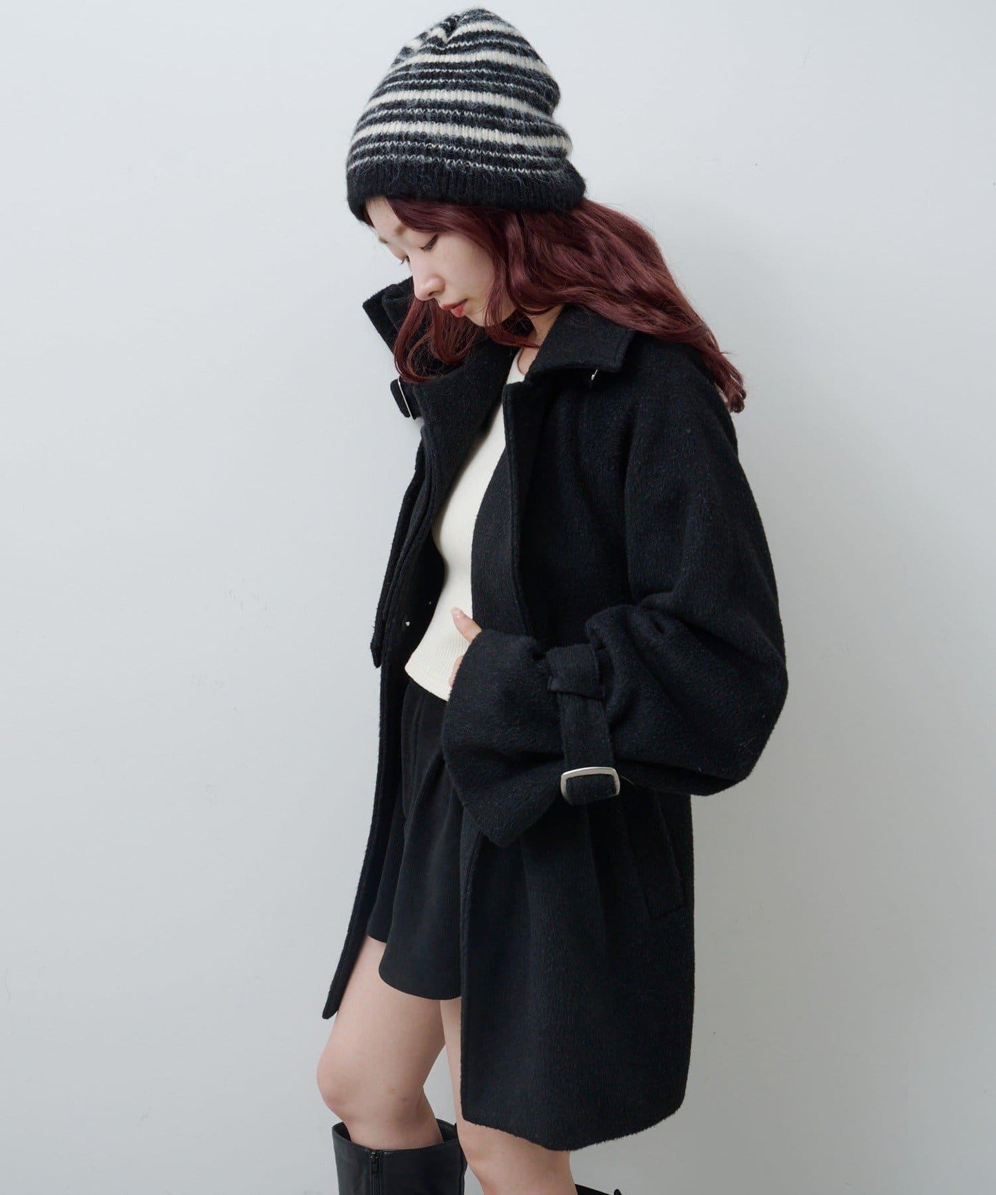 高領喇叭袖大衣